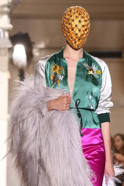 Look 82